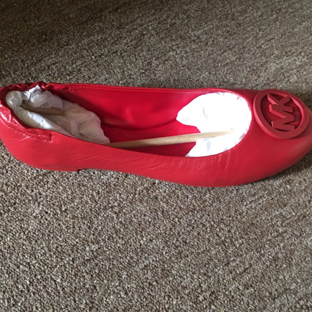 New Michael Kors ballet flats